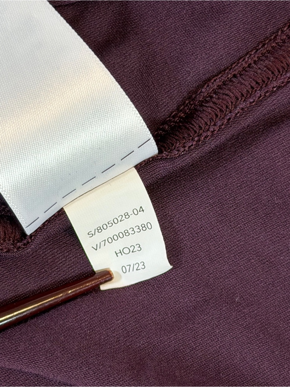 Athleta Womens Stratus II Top SZ M  Long Sleeve Purple/Maroon Pullover Oversized - Picture 6 of 8